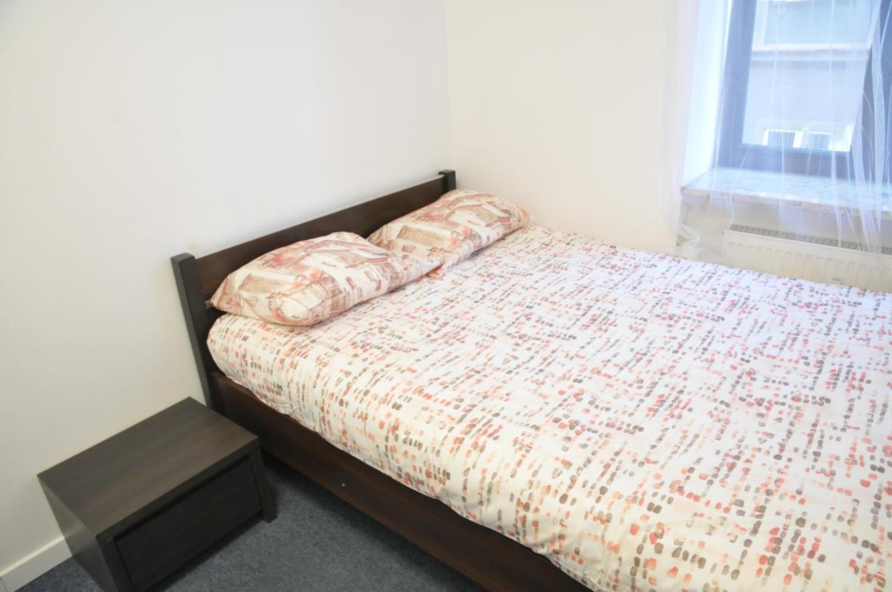 Economic Rooms- 24H Self Check-In Poznan Ngoại thất bức ảnh